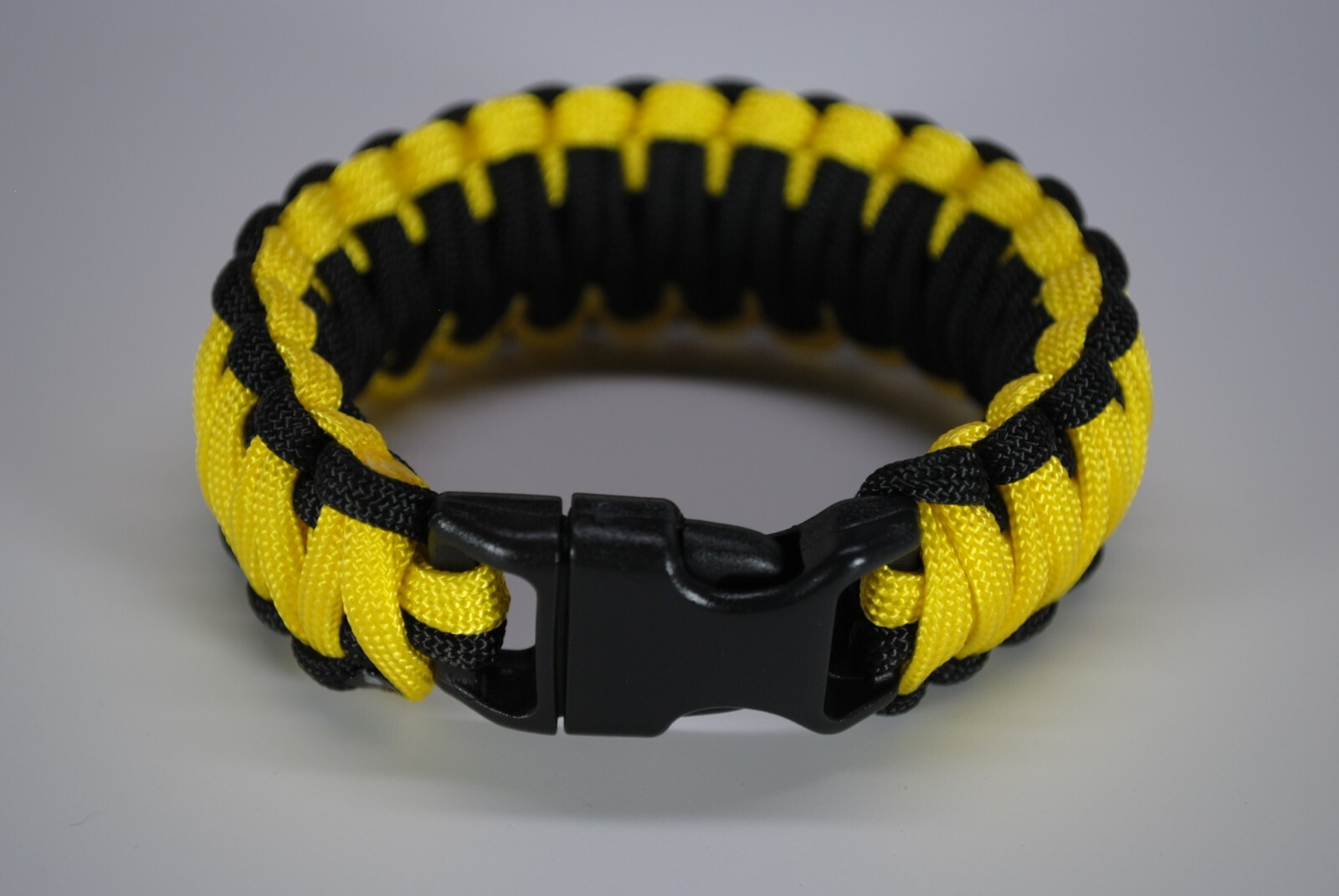550 Paracord Survival Bracelet King Cobra Black/Yellow “Made in the USA”