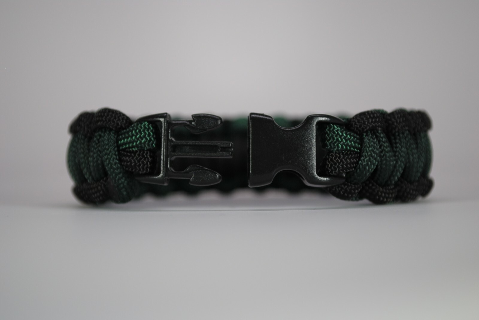 550 Paracord Survival Bracelet Cobra Black/Emerald Green “Made in the USA”