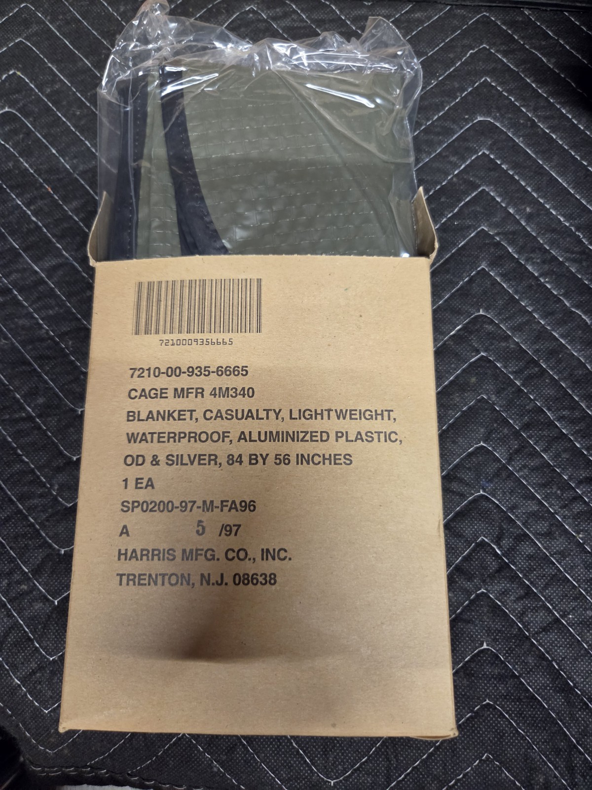 Harris Mfg. Casualty Emergency Blanket Lightweight Waterproof OD/Silver 84×56