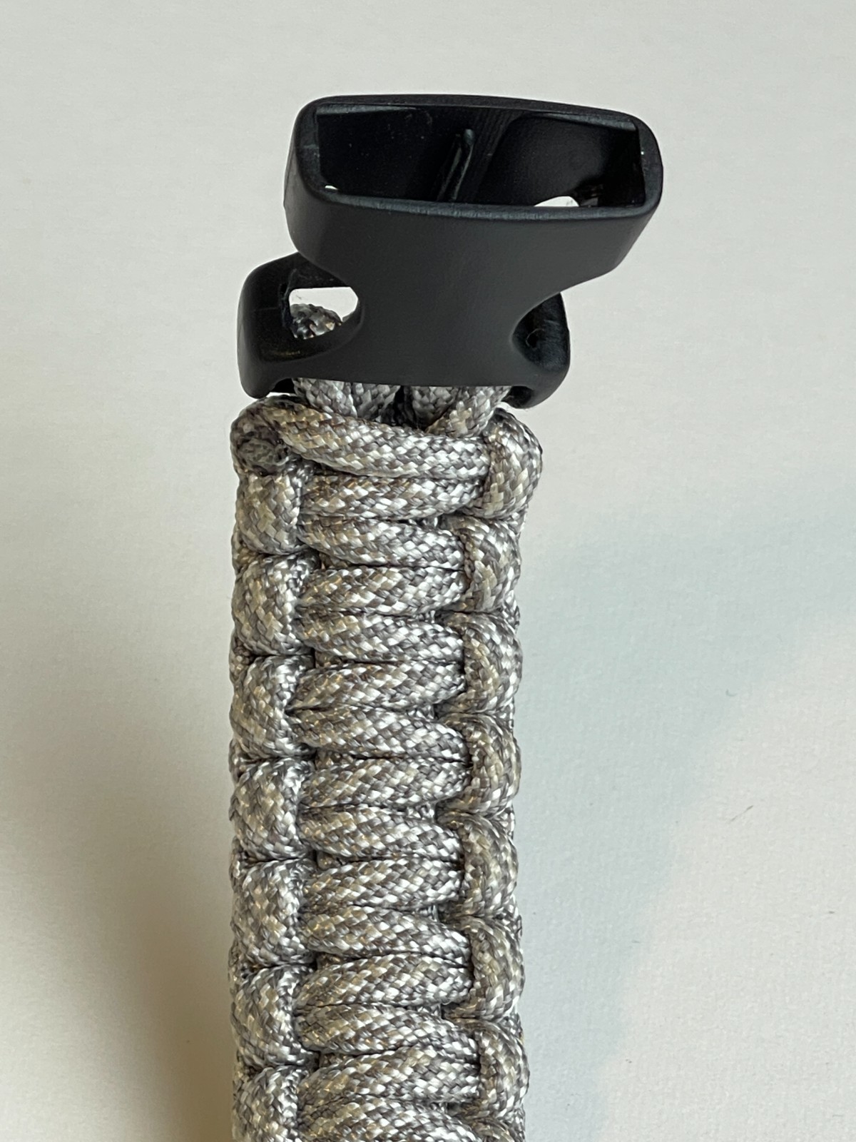 Paracord Bracelet Hiking Outdoor Survival Gear Clip Closure max 9″ wrist silver