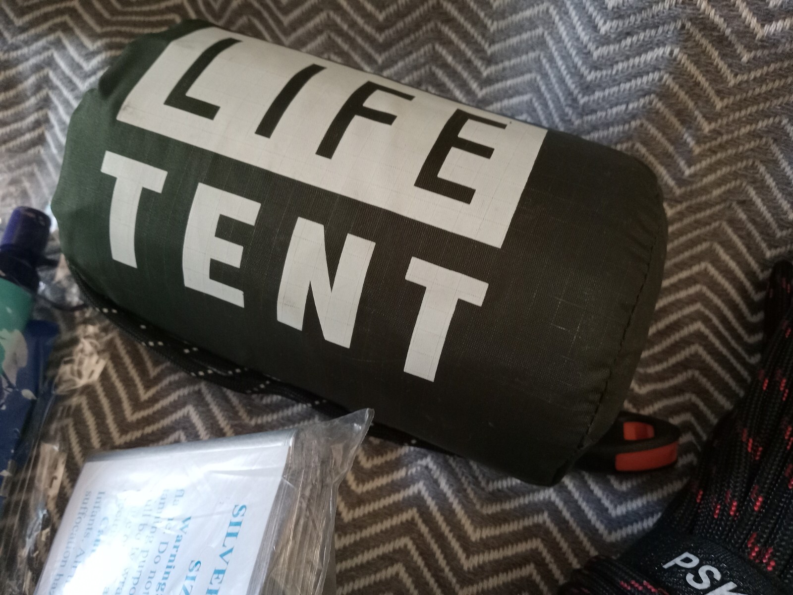 Camping Lot Of Life Tent, Multi-use Pskook Paracord, Water Filter Straw,…