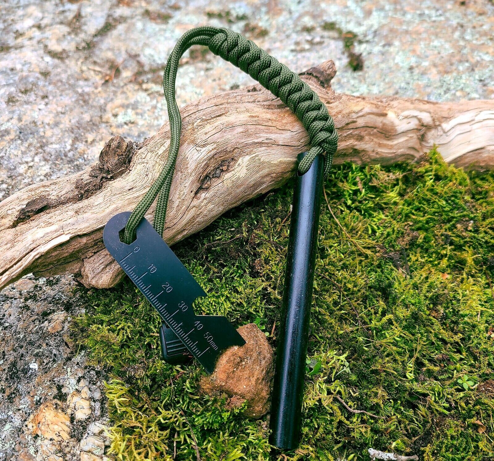 HUGE 5 x 1/2″ FERRO ROD Fire Starter Survival Striker Flint + Emergency Paracord