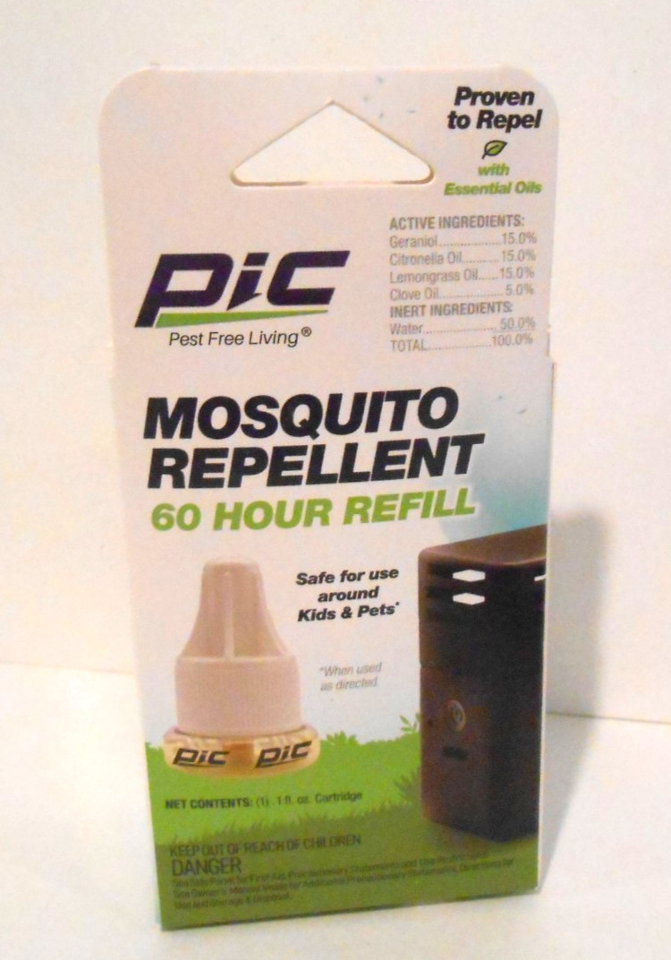 PIC PORTABLE MOSQUITO REPELLENT 60 HOUR 15FT ZONE plus REFILL ~ NEW