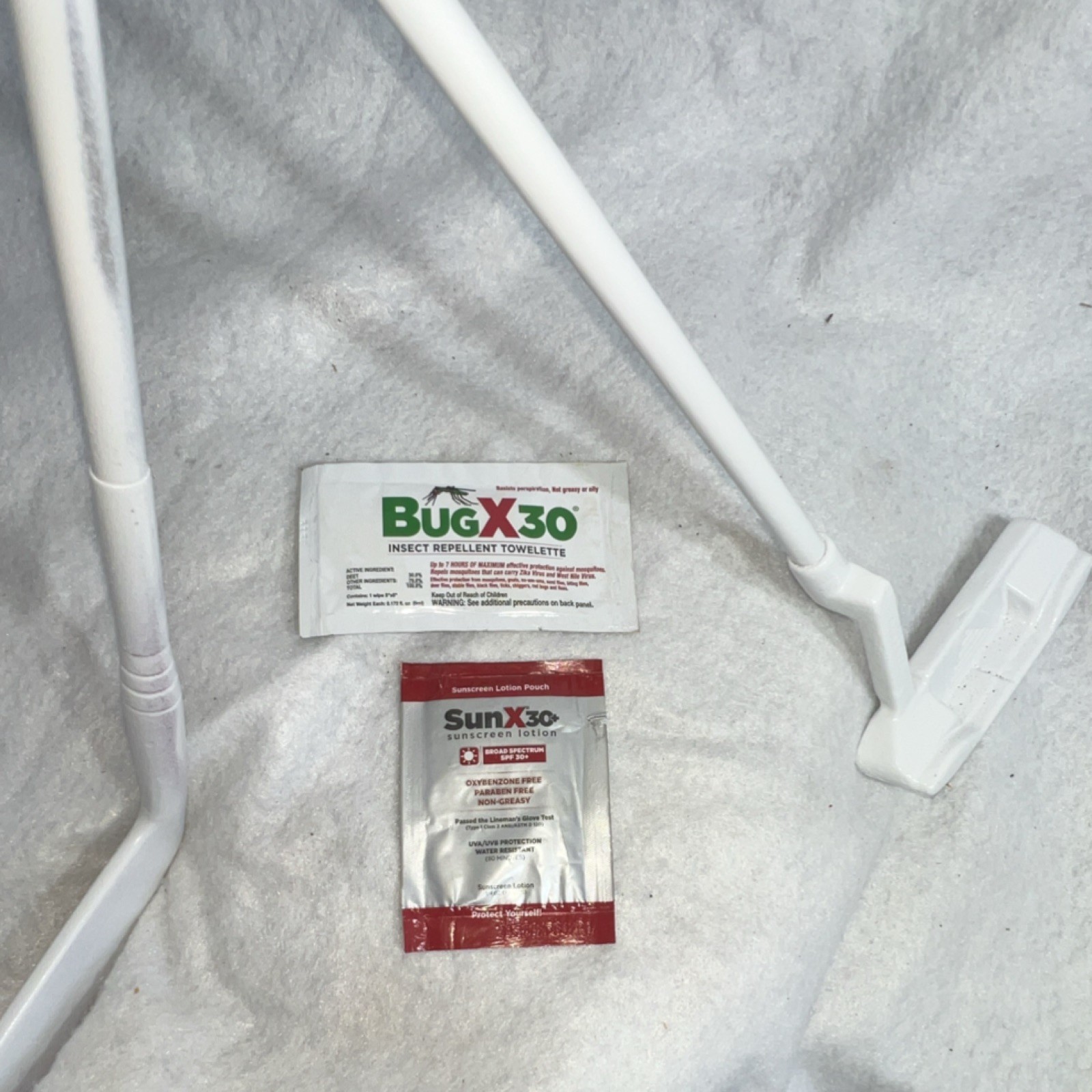 BugX30 Insect Repellent Bug & Fly 7 Hrs Protection & SPF 30 Sunscreen samples