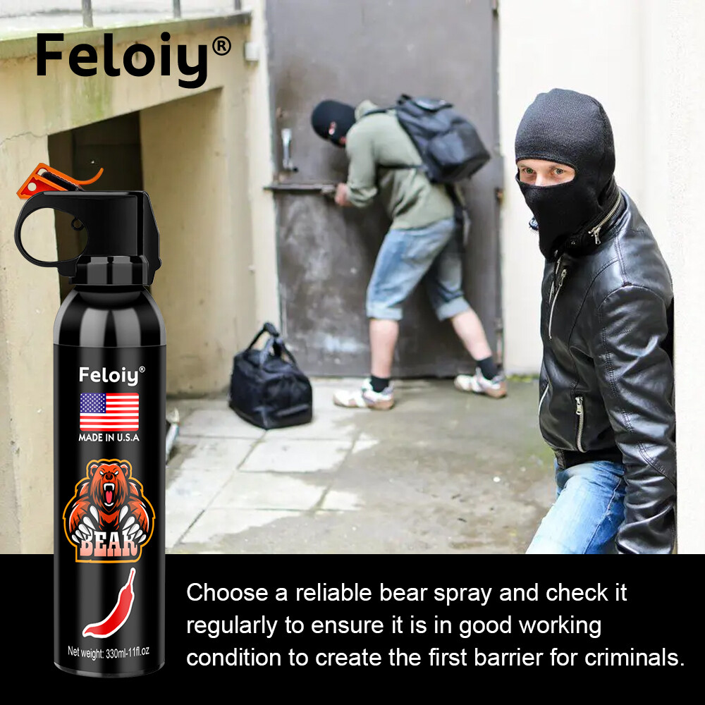 Feloiy 11 oz. Bear Repellent Survival Spray Deterrent 30ft with Spray Bag