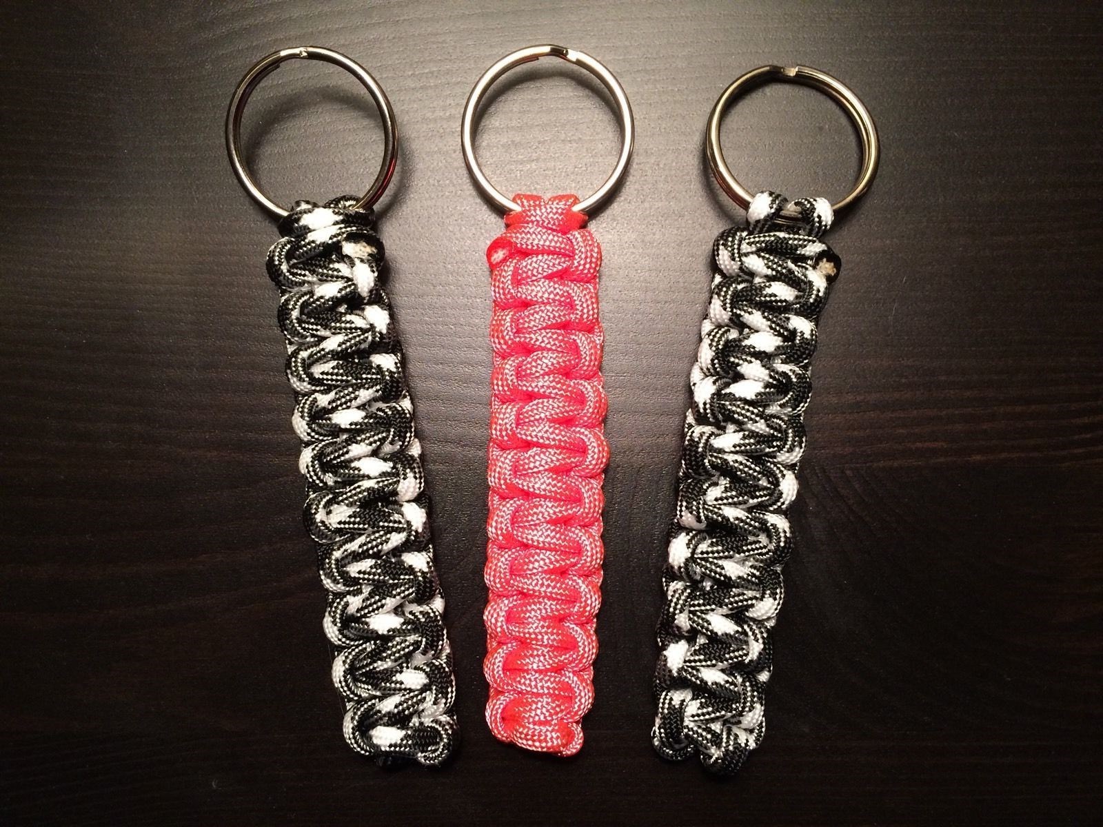 ONE (1) Paracord Keychain KEY FOB 550 Cord USA Custom Colors! TJPARACORD