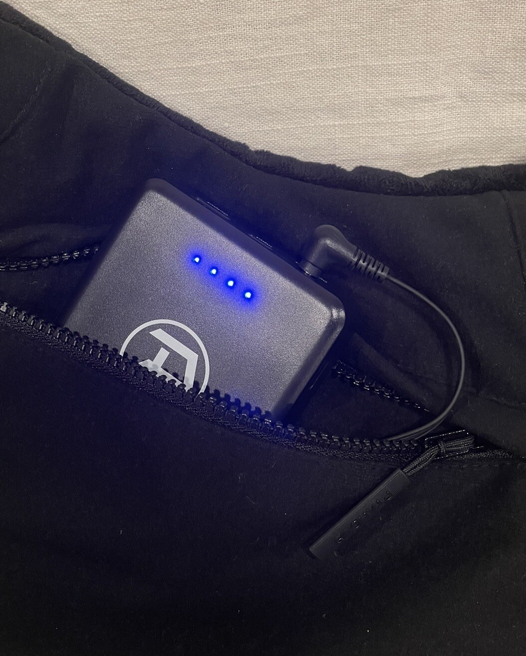 PTAHDUS Heated Hand Warmer Pouch Portable 7.4V Rechargeable Battery Open Box