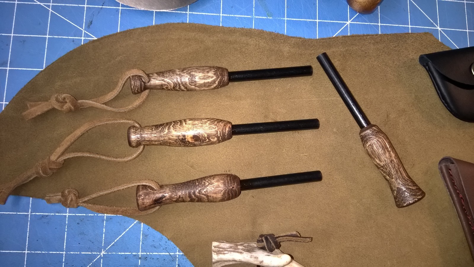 Bushcraft Ferro Rod Fire Steel With Hand Turned Wood Handle
