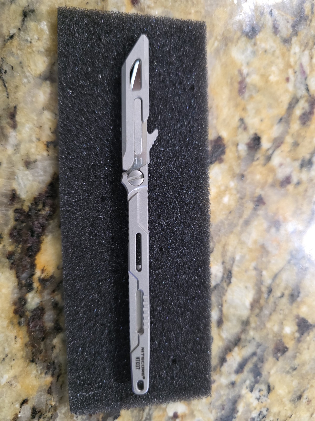 Nitecore NTK07 Titanium Knife – EDC Everyday Carry Knife with Replaceable Blade