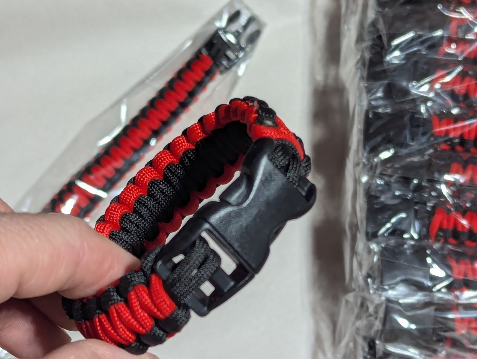 (100) 10″ FIREFIGHTER Paracord bracelets w/Locking Clip (Makes A Great Gift)