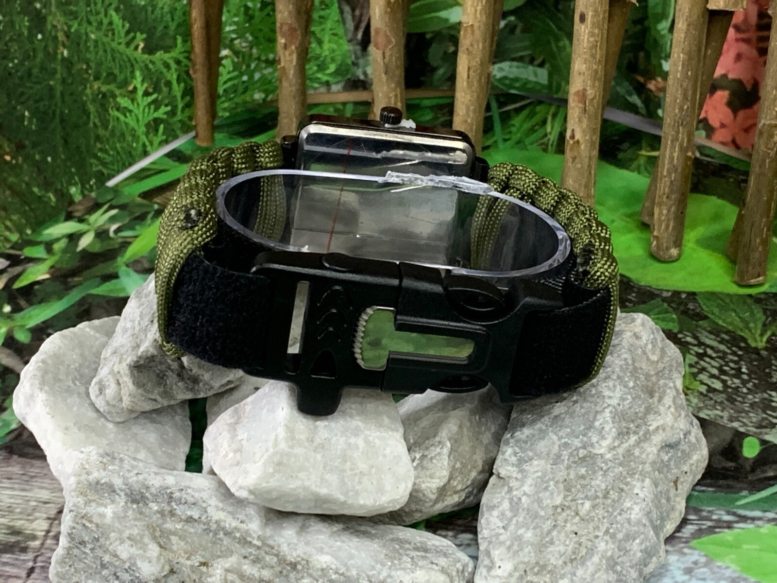 Army Green Adjustable Survival Paracod Analog Watch Fire Scraper Whistle