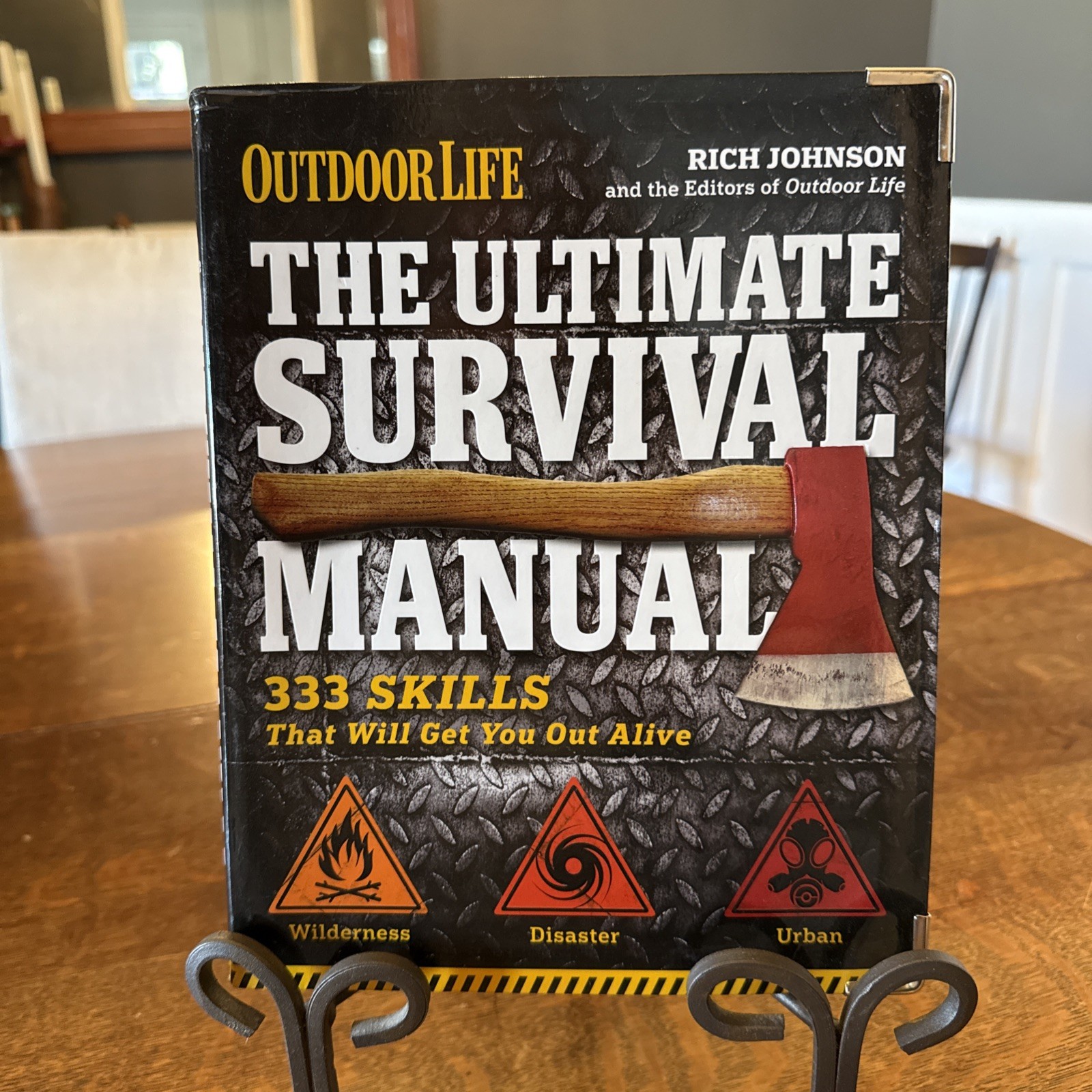 The Ultimate Survival Manual by Rich Johnson (Outdoor Life)