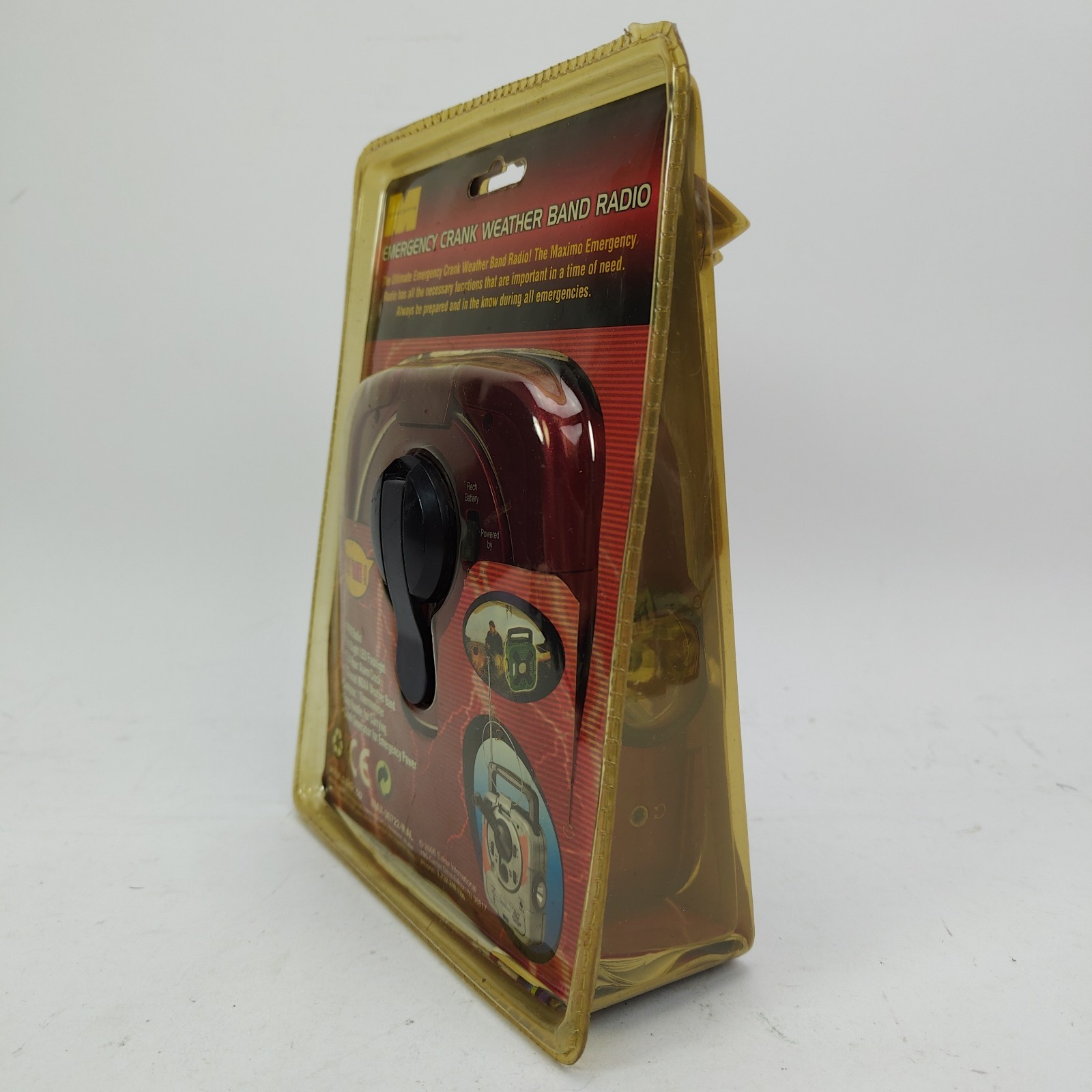 Maximo Emergency AM/FM Radio Clock Crank Generator Thermometer Winter Weather