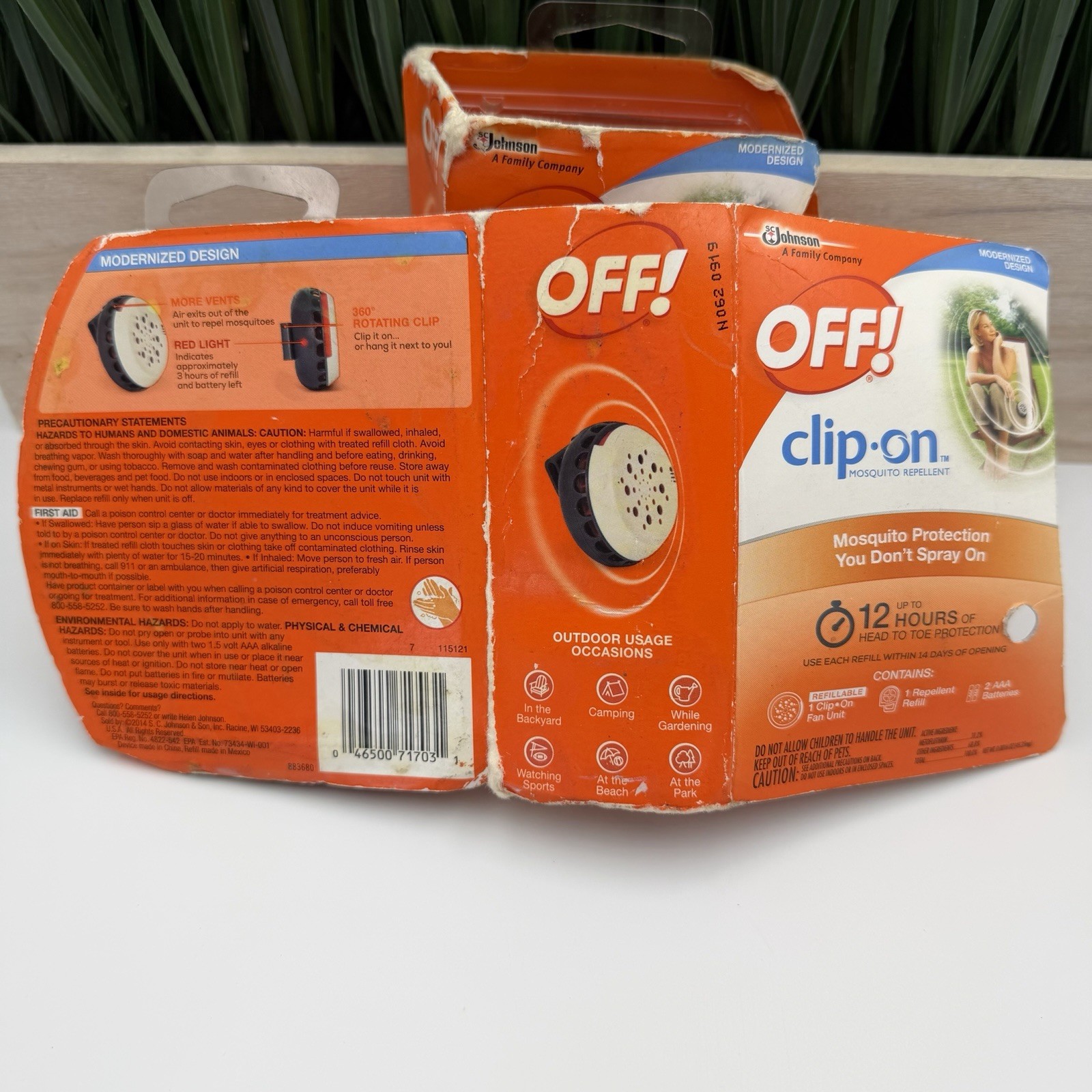 (2) OFF! Clip-On Mosquito Repellent Fan Unit with 1 Refill, 12 Hours Protection