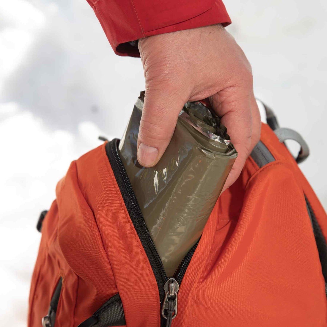 Survive Outdoors Longer Heavy Duty Emergency Blanket, 5 x 8 ft