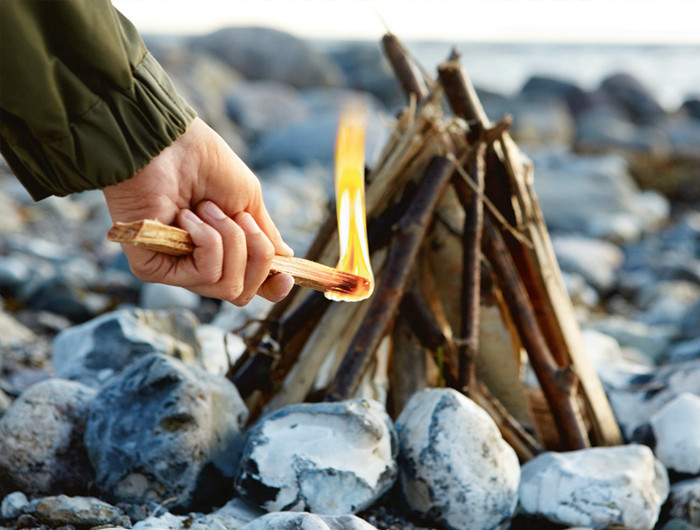 *1/2 lb Fatwood +1 FREE Box Strike Matches Fire Fat Wood Grill Camping Smoker