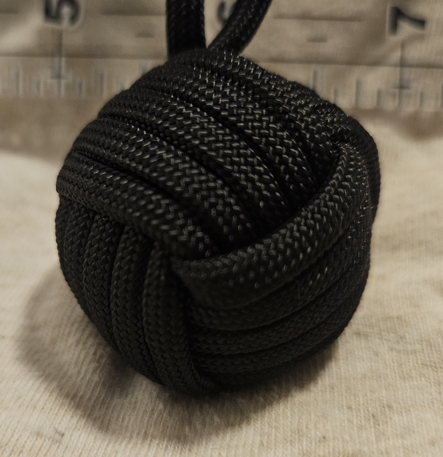 550 Paracord 1″ Pinball Decorative Monkey’s Fist 5″, Key Fob/Chain Black