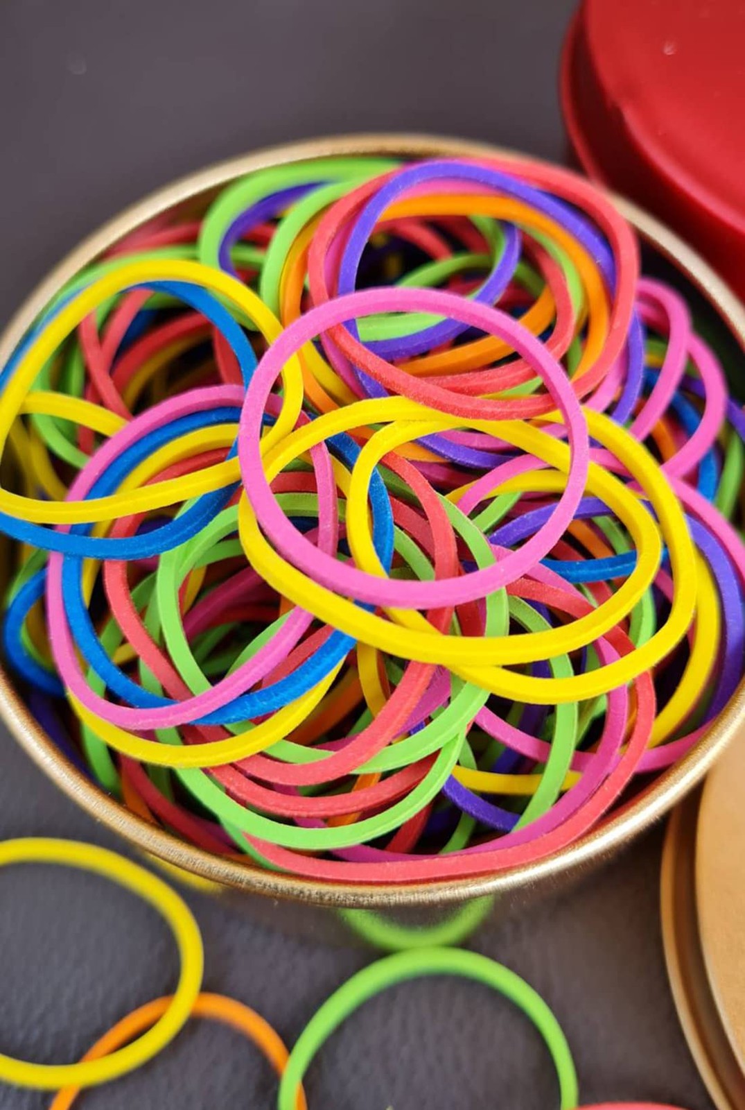 200 Pcs 1inch (2.5cm) Assorted blue, green, yellow, purple; red, oragne, pink