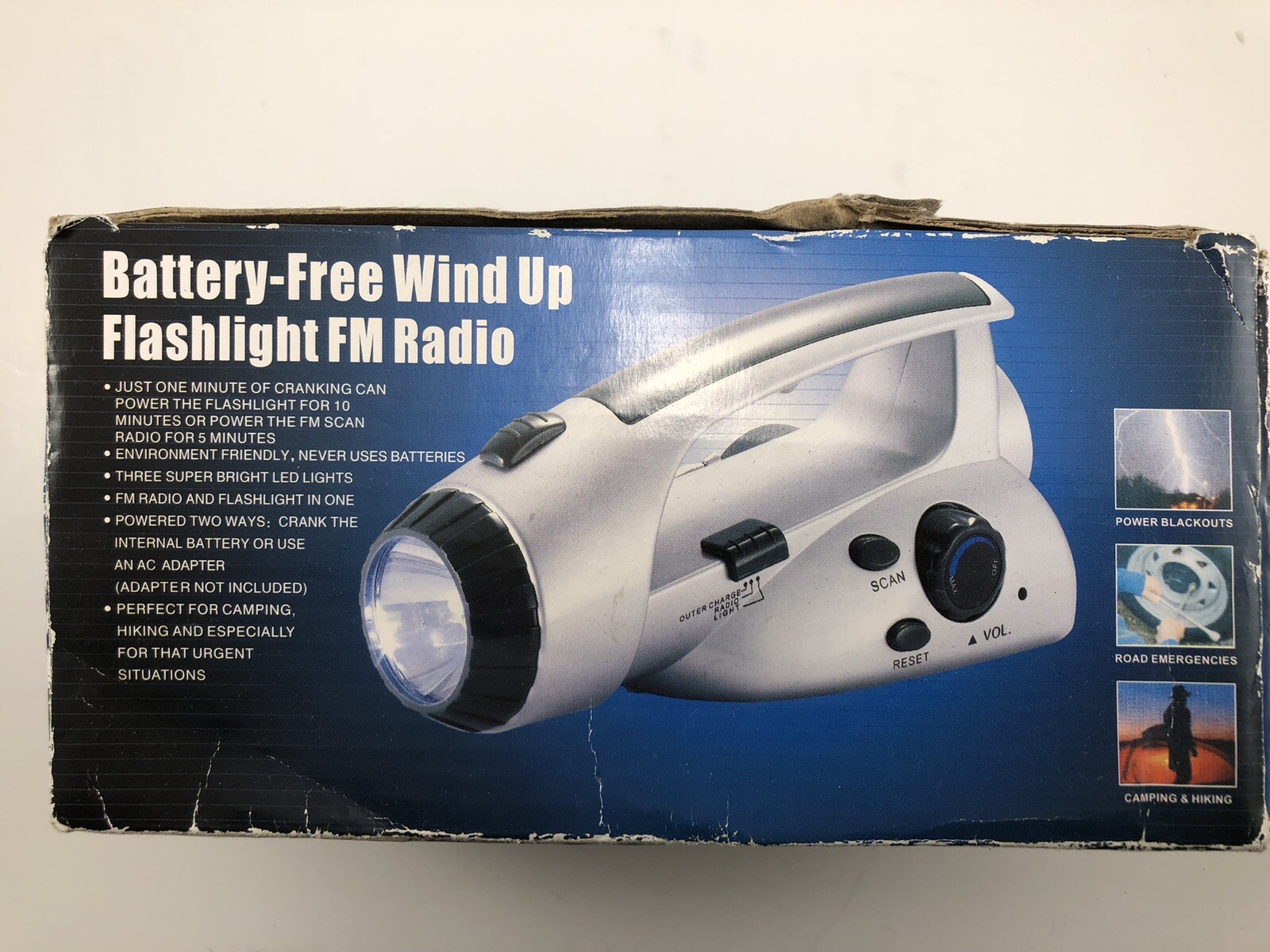 Battery-Free Wind Up Flashlight & FM Radio New Open Box