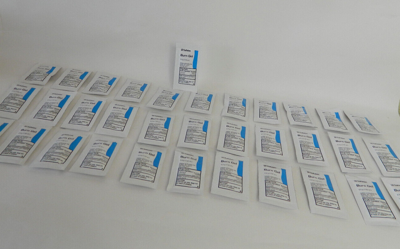 Lot of 35 Burn Gel Packets Emergency First Aid Kits