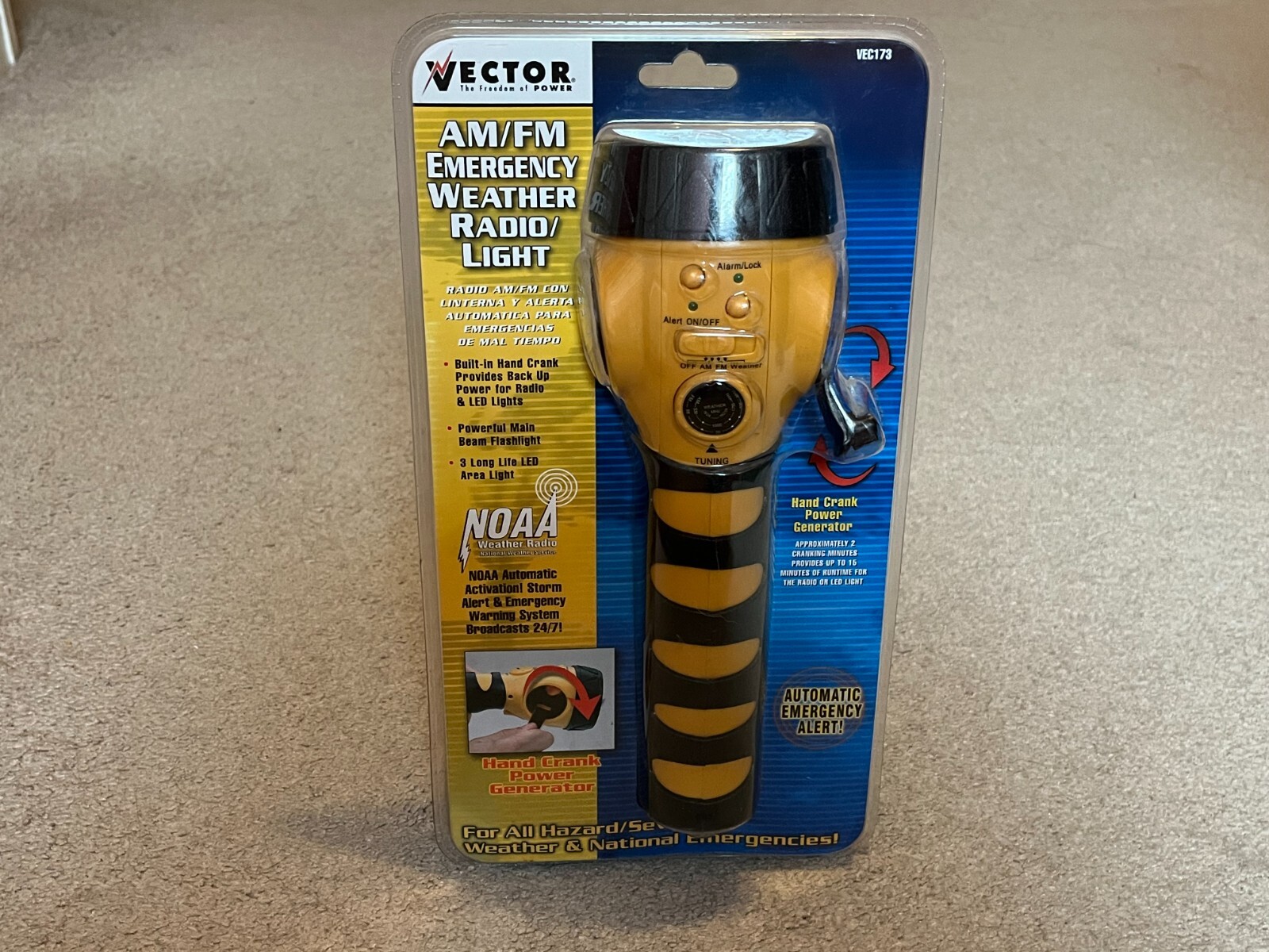 New Vector VEC173 Storm Tracker AM FM Emergency NOAA Weather Radio Flash Light
