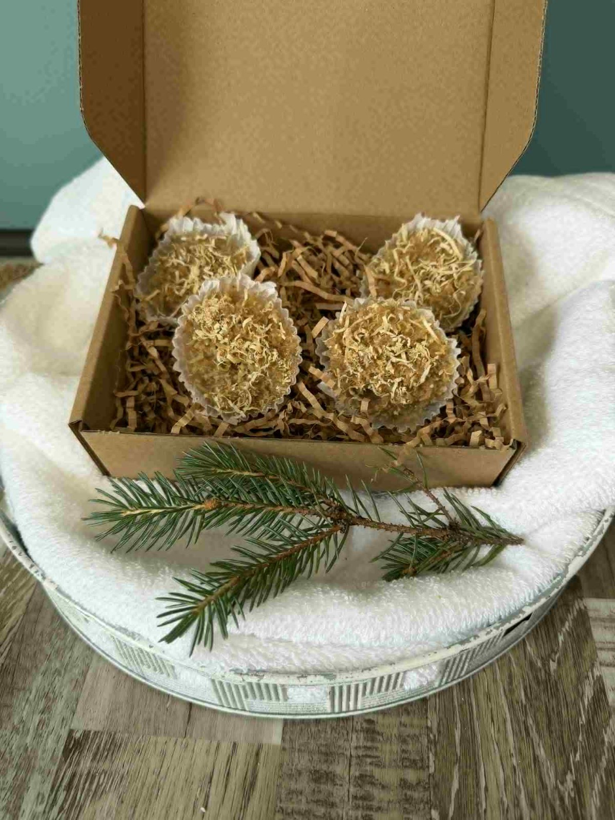 Sawdust Wax Firestarters | 6 pack Handmade Fire Starters for Camping CITRONELLA