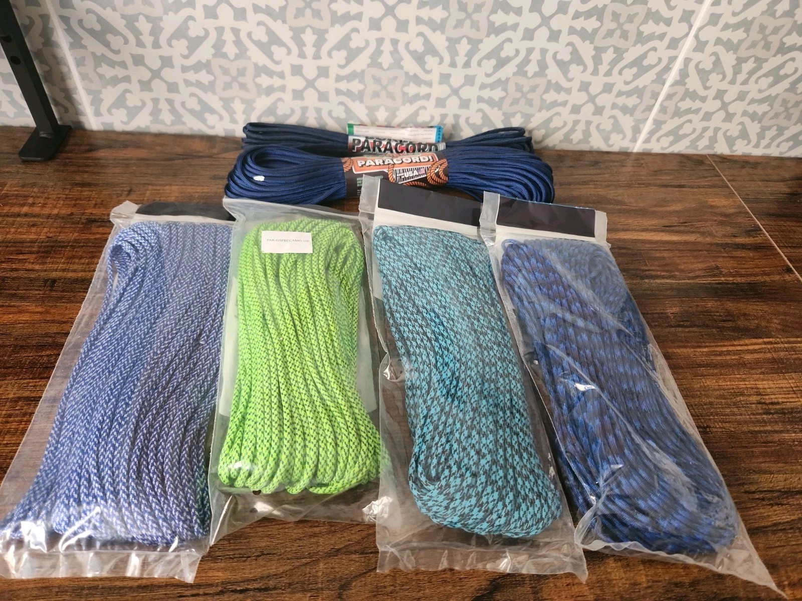 LOT: 6 New Paracord Packages – 2.5 lbs
