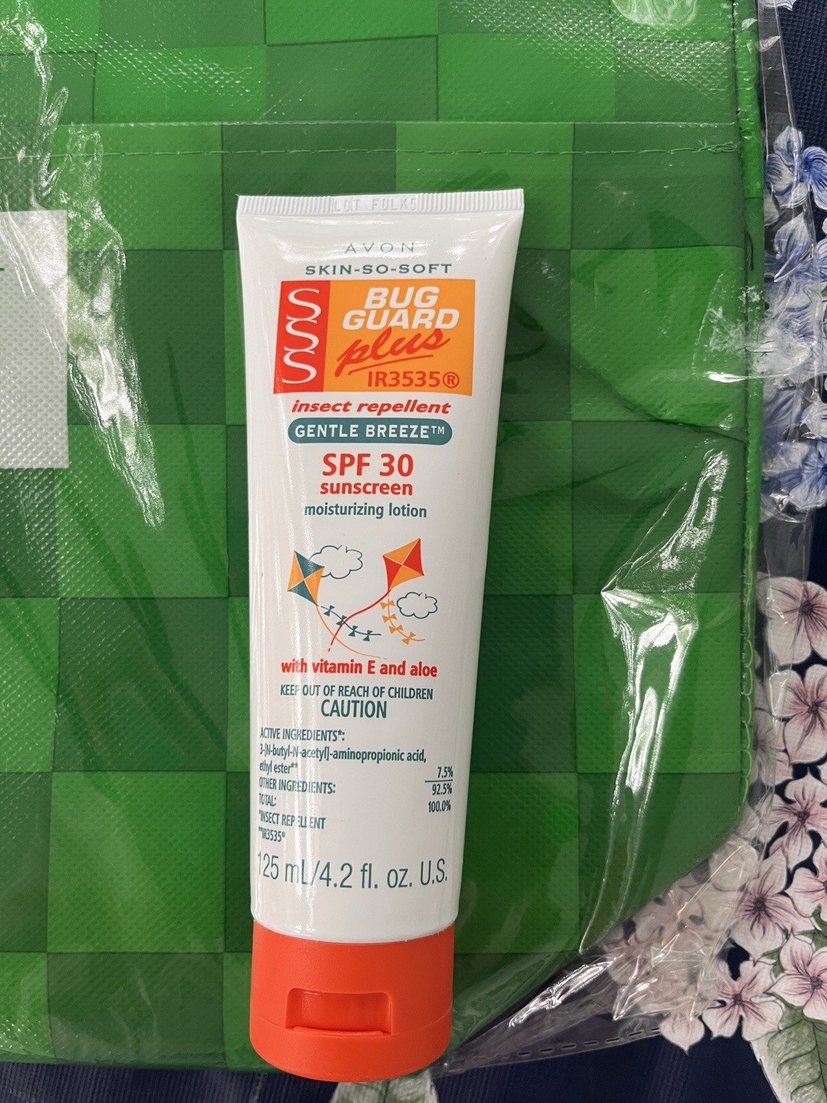 Avon Skin So Soft BUG GUARD Gentle Breeze SPF 30 LOTION ~ free gift w/2 items