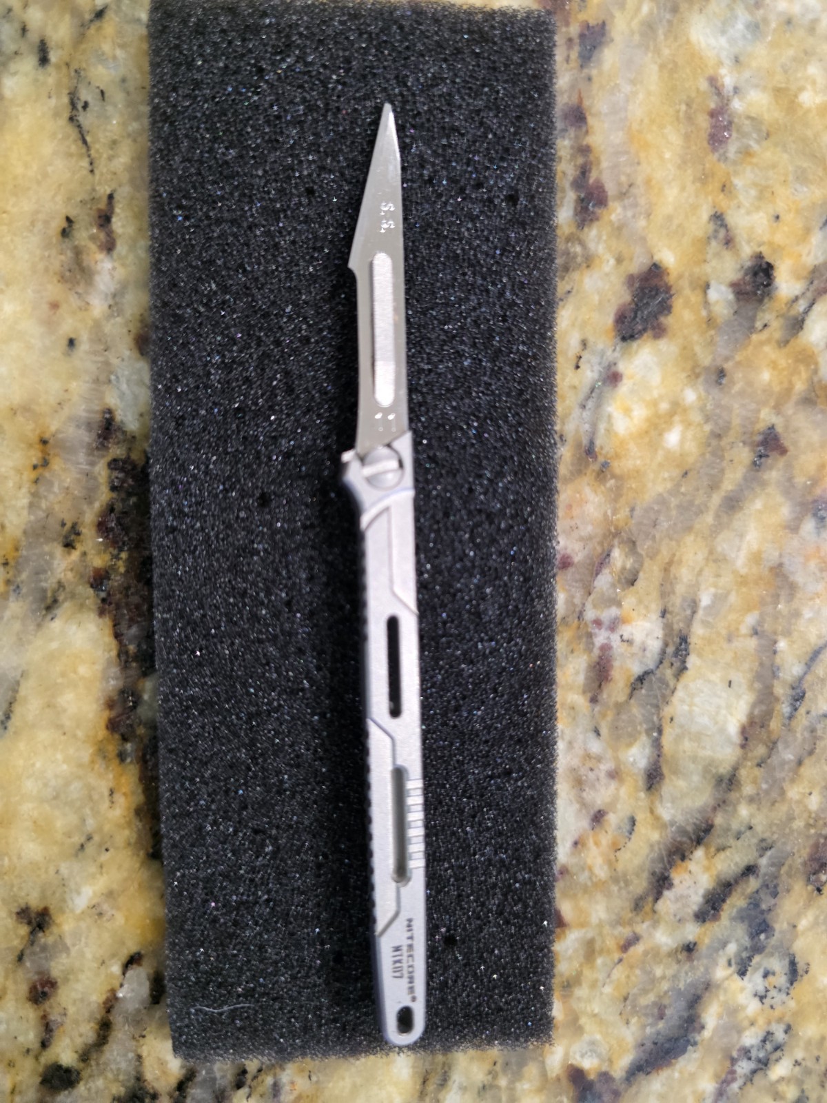 Nitecore NTK07 Titanium Knife – EDC Everyday Carry Knife with Replaceable Blade