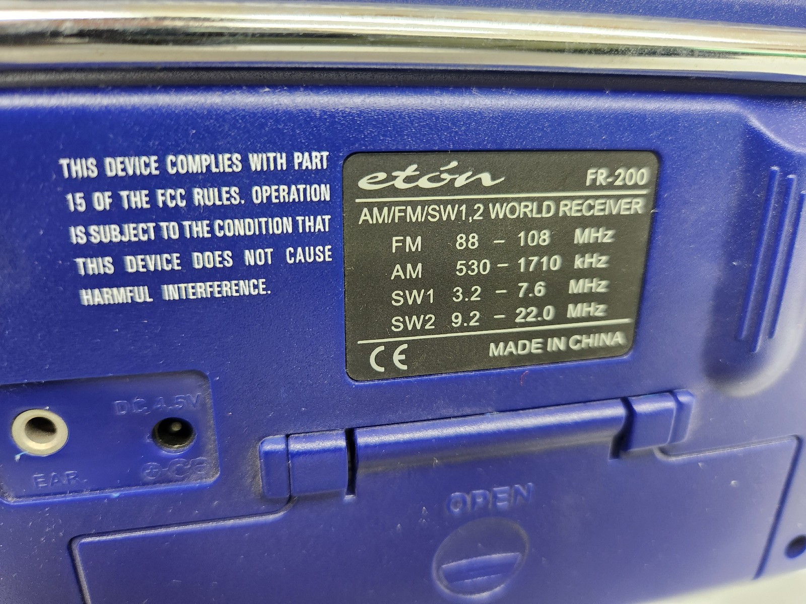 Eton FR200 LL Bean Emergency Radio Shortwave AM FM Hand Crank Blue Tested