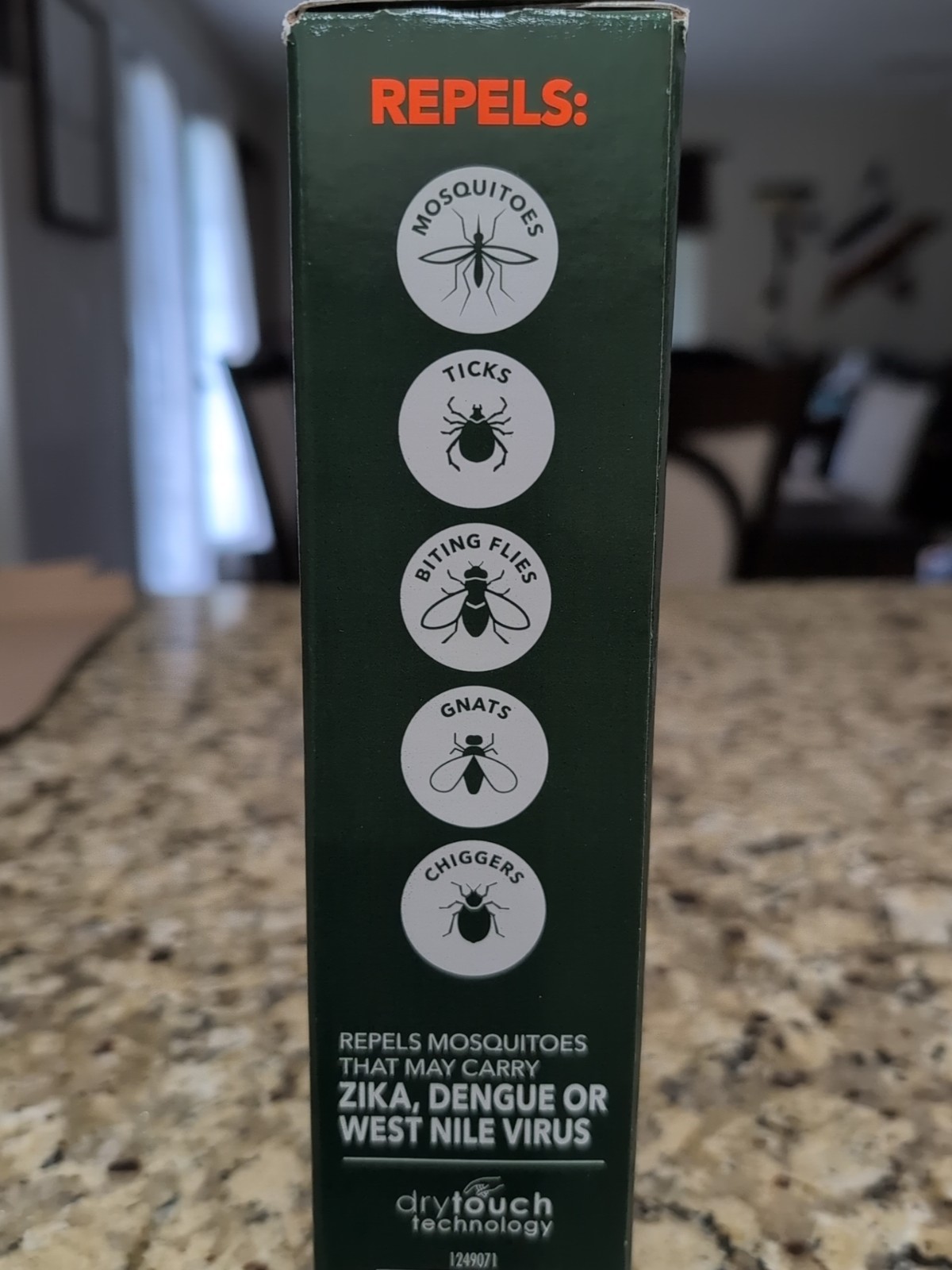 OFF! Deep Woods Insect Mosquito Repellent Dry Touch VIII-3 Pack (6 OZ x2 + 4 OZ)