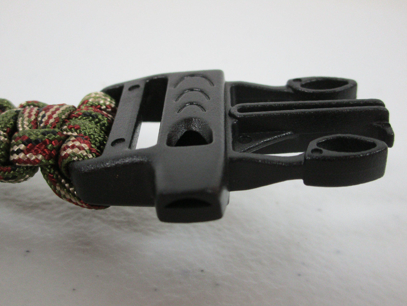 550 Paracord Camo Survival Bracelet Whistle Tactical Wrist Band Hiking Camping