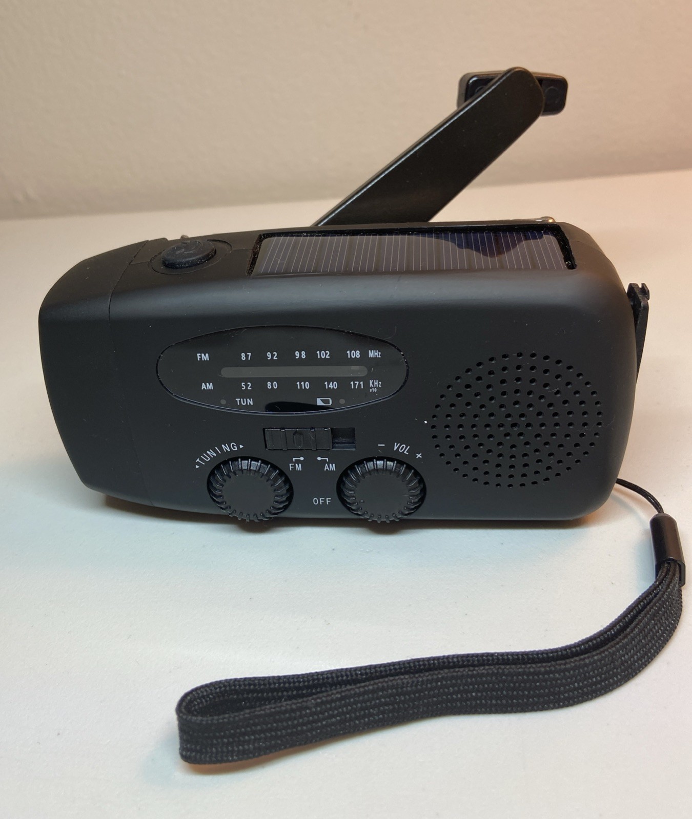 Portable Solar Emergency Weather Radio Hand Crank AM/FM NOAA Survival Black