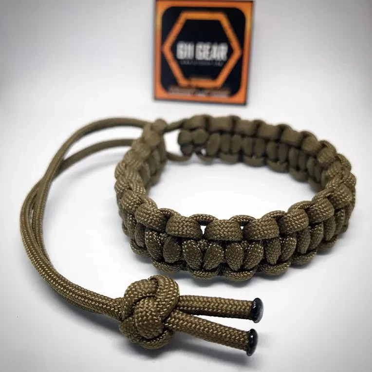 Mad Max single Cobra Survival Paracord Bracelet – with Coyote Brown Paracord EDC