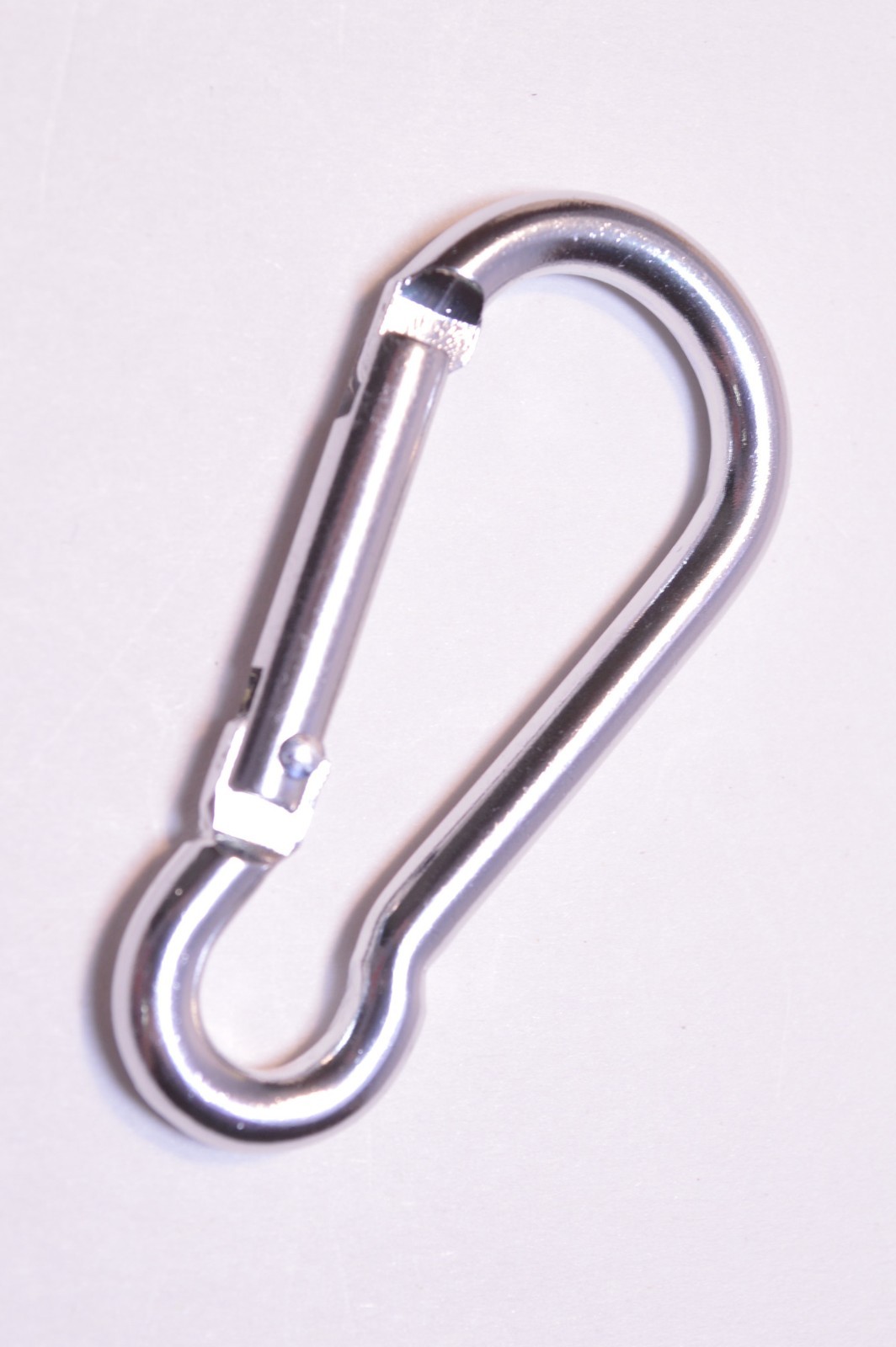Silver Carabiner Clip – Metal Spring Gate Clip for Keys, Gear, Backpacks & EDC