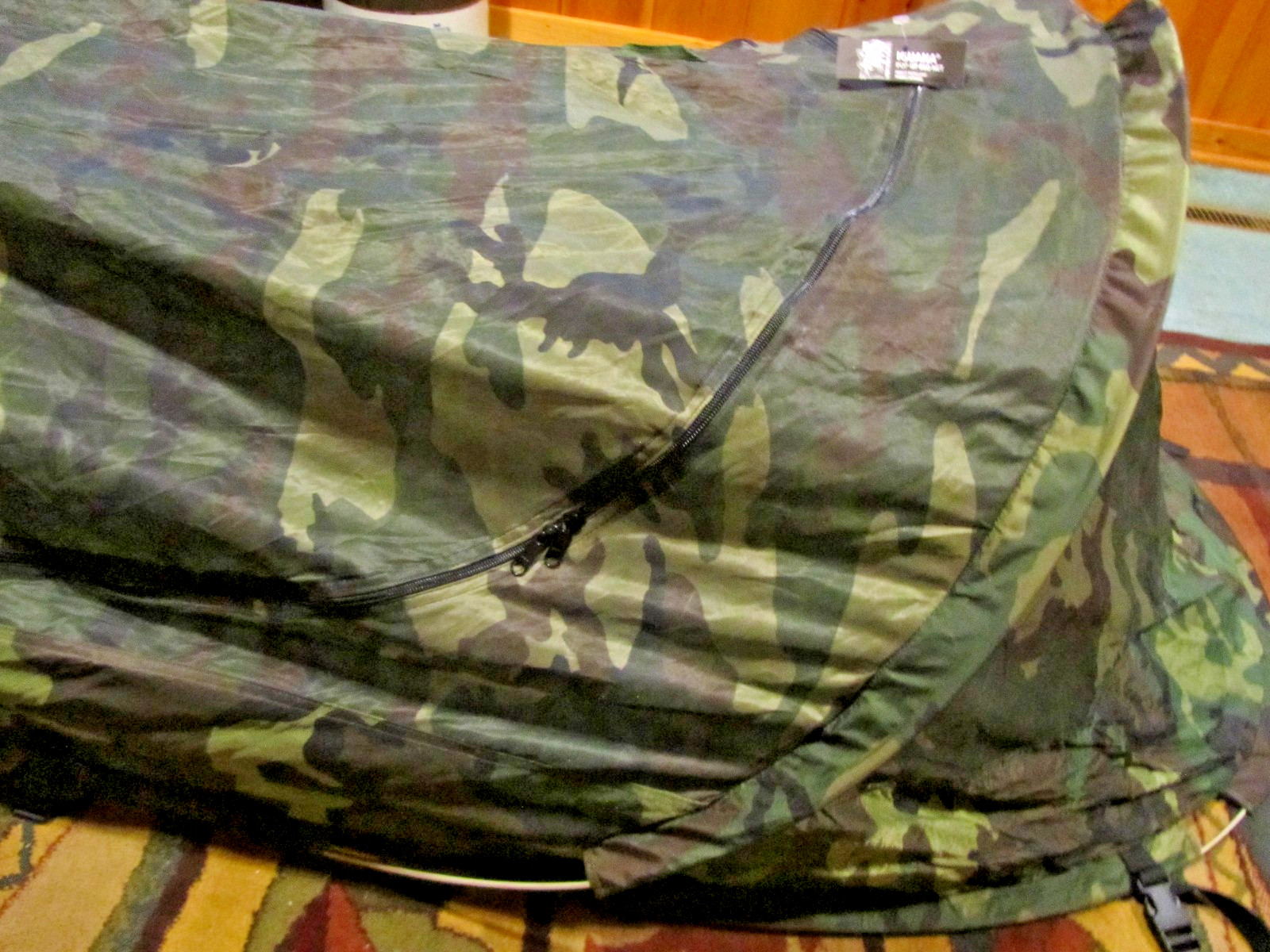 NWT Iguana Bed Net System M81 Woodland Camo Bug Net Pop Up Tent