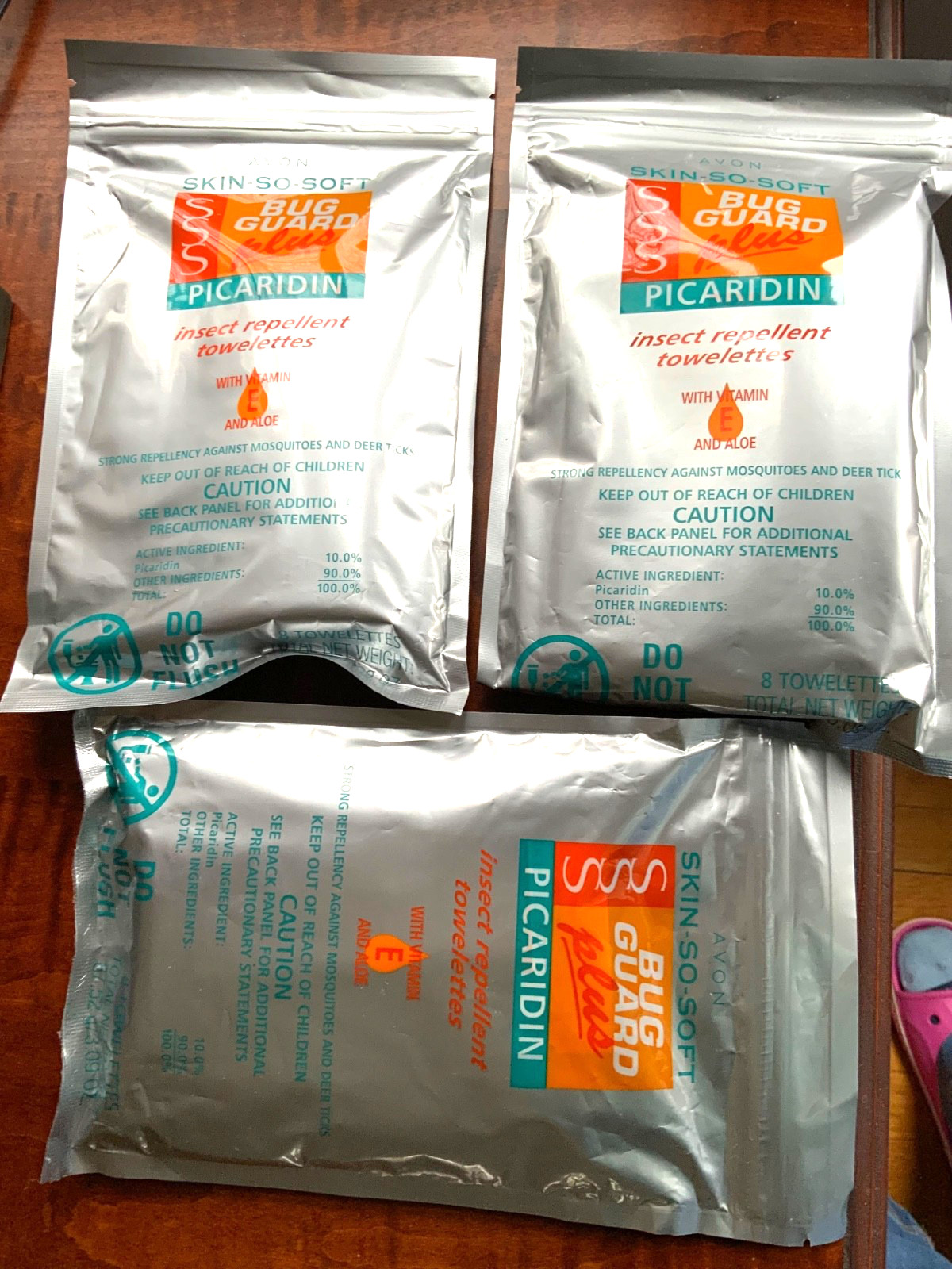 Avon Skin So Soft Bug Guard Plus Picaridin Towelettes Aloe Pk of 3 EXpires 2027