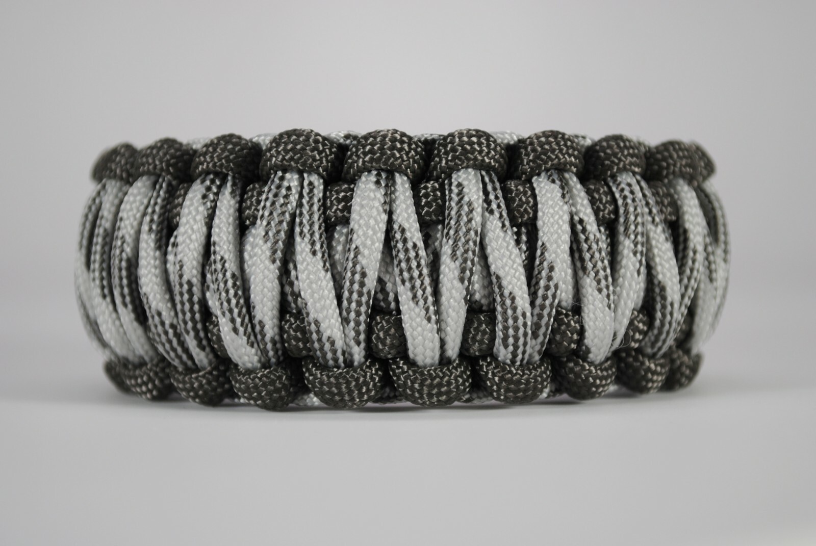 550 Paracord Survival Bracelet King Cobra Gray/Grayscale “Made in the USA”