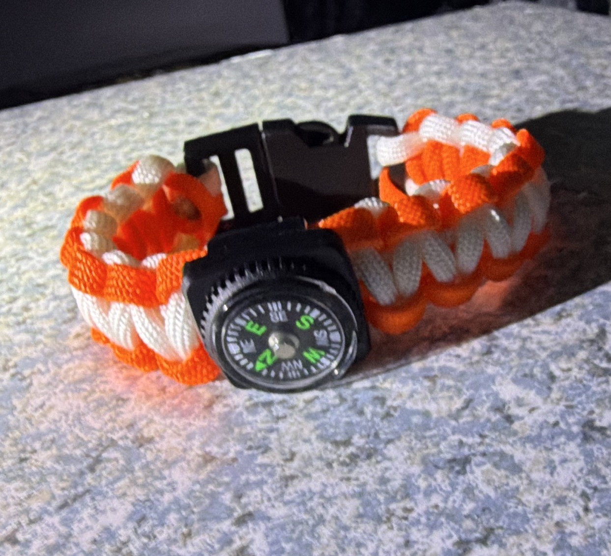 Orange/White Paracord Bracelet w/ Compass Buckle Adjustable 8in 550lb 7-Strand