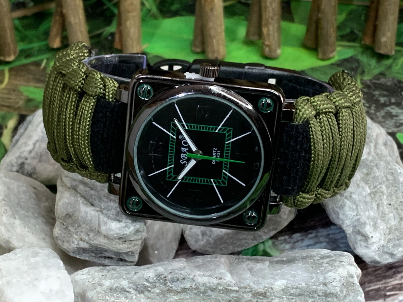 Army Green Adjustable Survival Paracod Analog Watch Fire Scraper Whistle