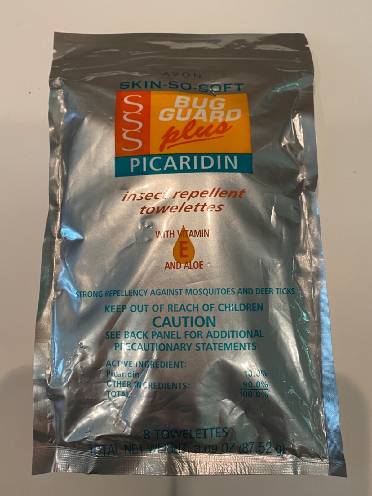 Avon Skin so Soft Bug Guard Plus Picaridin Insect Repellent 8 Towelettes, New