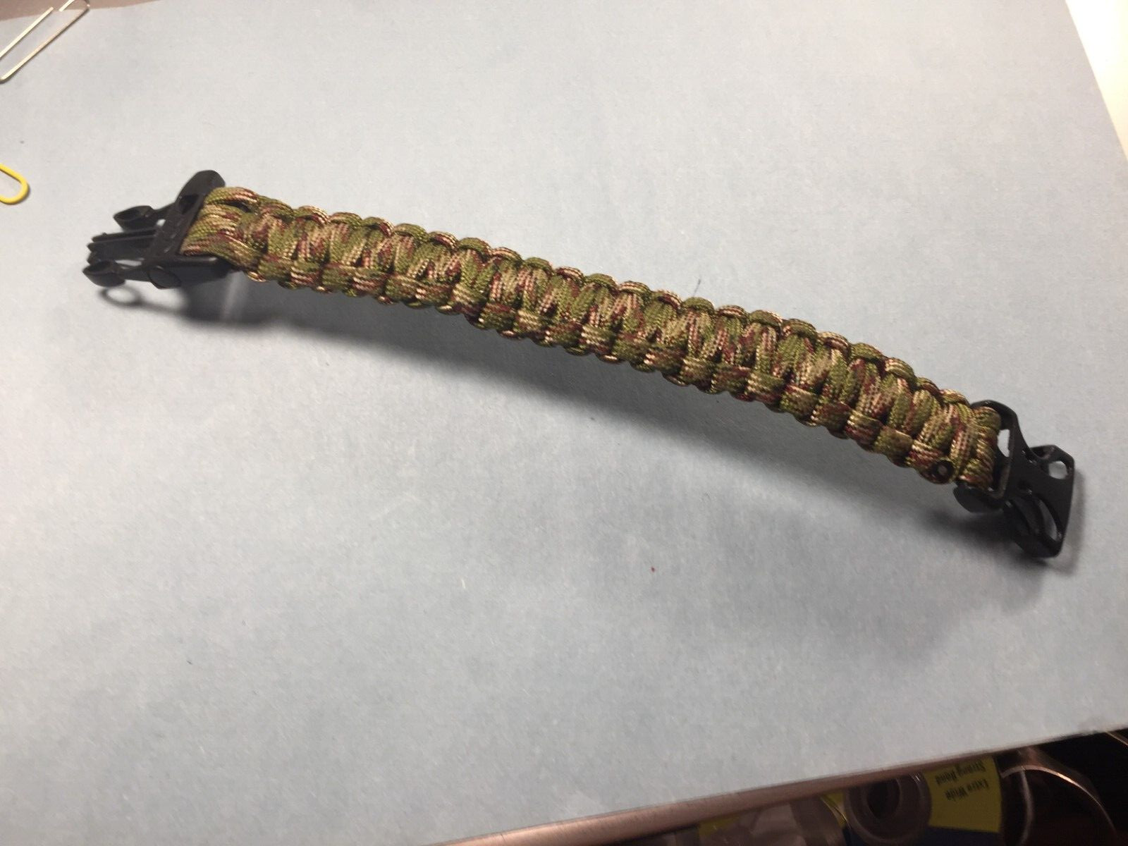 Paracord Wrist band – Military Survival (multi color)