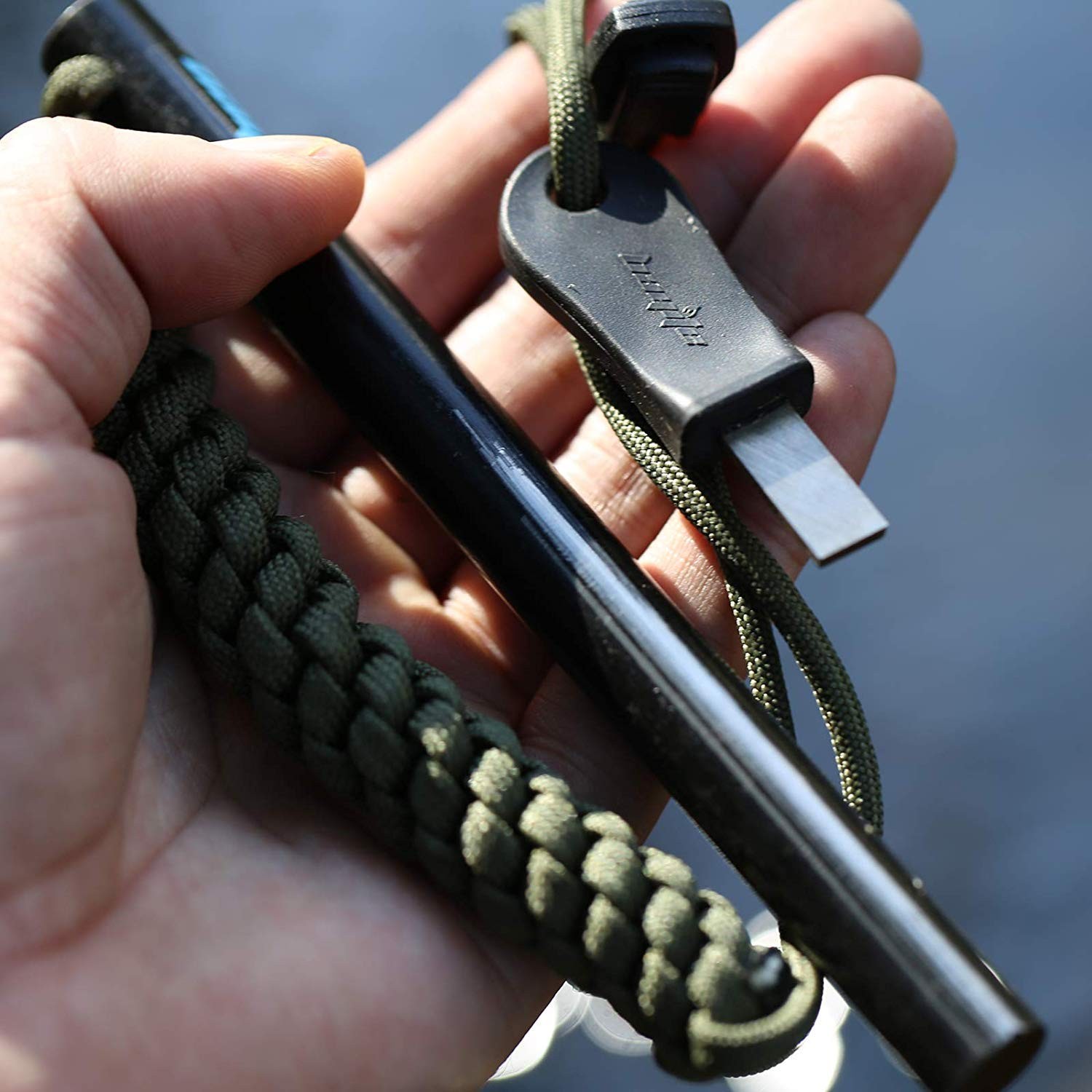 bayite 1/2 x 6 Inch Survival Drilled Flint Steel Fire Starter black