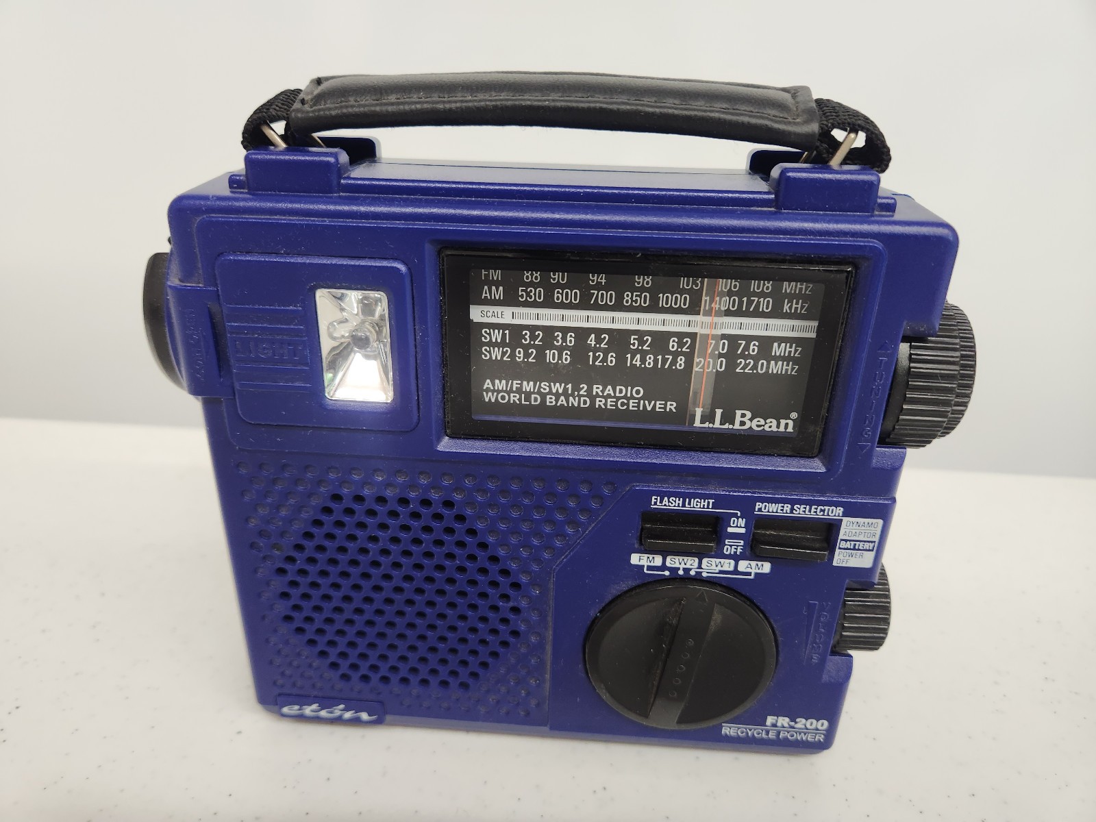 Eton FR200 LL Bean Emergency Radio Shortwave AM FM Hand Crank Blue Tested