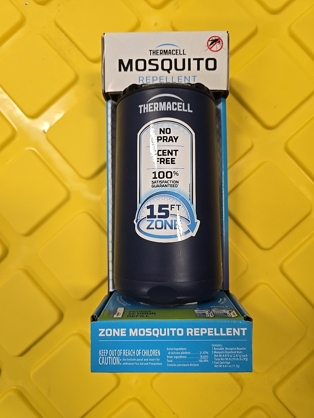 Thermacell Mosquito REPELLENT Patio Shield 15 ft ZONE NO SPRAY Refillable 12 hr.