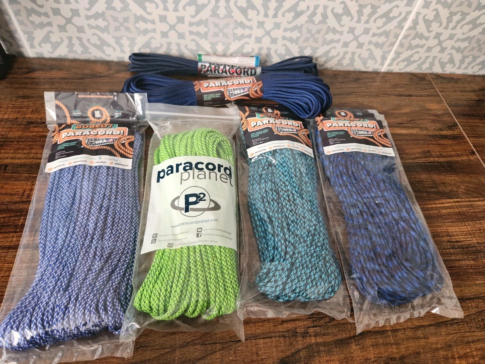 LOT: 6 New Paracord Packages – 2.5 lbs